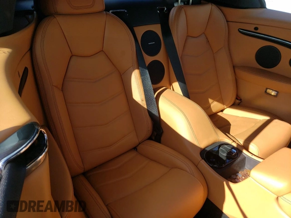 2018 Maserati GranTurismo Sport z VIN ZAM45VMA9J0295535, wystawiony jako Copart lot #60956572 z przebiegiem 27 487 mil mil oraz . Historia ofert i sprzedaży dostępna na DreamBid. Obrazek 6.
