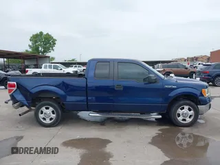 2009 Ford F-150 STX z VIN 1FTRX12889KB36180, wystawiony jako IAAI lot #42417491 z przebiegiem 142 973 mil mil oraz . Historia ofert i sprzedaży dostępna na DreamBid. Obrazek 13.