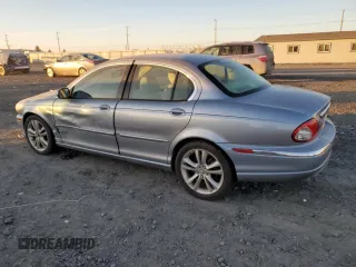 2007 Jaguar X-Type z VIN SAJWA51A27WJ21259, wystawiony jako Copart lot #42643115 z przebiegiem 106 800 mil mil oraz Szkody całkowita. Historia ofert i sprzedaży dostępna na DreamBid. Obrazek 2.