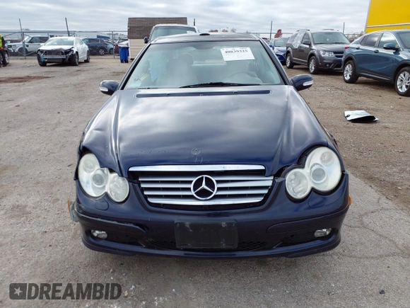 2003 Mercedes-Benz C 230 Kompressor с VIN WDBRN40J93A457301, выставлен на аукционе IAAI как лот 40839325 с пробегом 146 263 миль миль и . История ставок и продаж доступна на DreamBid. Изображение 13.