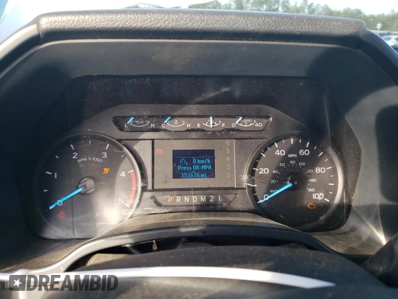 2018 Ford F-350 XL z VIN 1FTRF3DT9JEB35526, wystawiony jako Copart lot #37557924 z przebiegiem 151 676 mil mil oraz Szkoda całkowita • Salvage title. Historia ofert i sprzedaży dostępna na DreamBid. Obrazek 9.
