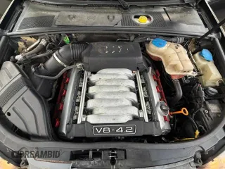 2007 Audi S4 z VIN WAUGL78EX7A257554, wystawiony jako Copart lot #56939515 z przebiegiem 158 620 mil mil oraz Tytuł czysty. Historia ofert i sprzedaży dostępna na DreamBid. Obrazek 7.