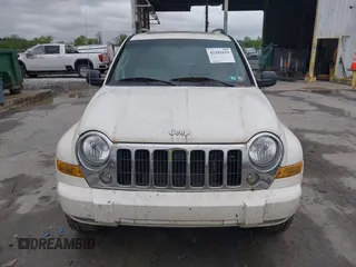 2007 Jeep Liberty Limited z VIN 1J4GL58KX7W526436, wystawiony jako IAAI lot #42181619 z przebiegiem 85 850 mil mil oraz . Historia ofert i sprzedaży dostępna na DreamBid. Obrazek 6.