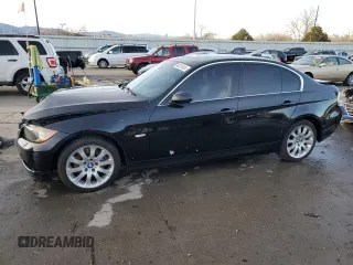 2006 BMW 3 Series 330xi with VIN WBAVD33536KV61953, listed as a Copart auction lot 84622424 with 153,593 mi miles and Salvage Title. Bid and sale history available at carsss.com. Image 1.