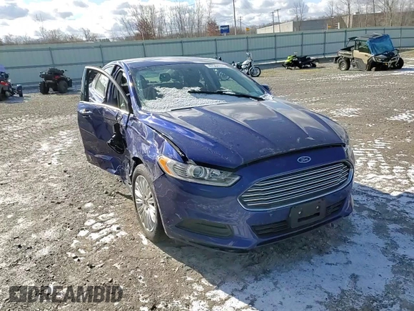 2013 Ford Fusion SE Hybrid z VIN 3FA6P0LU3DR207191, wystawiony jako Copart lot #47504025 z przebiegiem Nie podano mil oraz Nie do naprawy • Non repairable. Historia ofert i sprzedaży dostępna na DreamBid. Obrazek 11.
