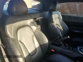 2011 Audi R8 z VIN WUAVNAFG5BN000537, wystawiony jako Copart lot #79313334 z przebiegiem Nie podano mil oraz Szkody całkowita. Historia ofert i sprzedaży dostępna na DreamBid. Obrazek 10.