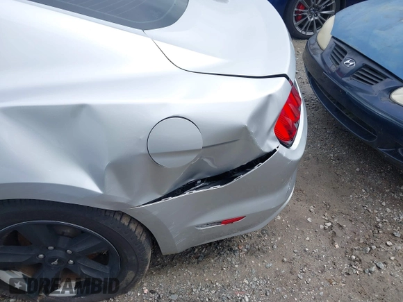 2017 Ford Mustang V6 с VIN 1FA6P8AM2H5236742, выставлен на аукционе IAAI как лот 41816173 с пробегом 104 337 миль миль и . История ставок и продаж доступна на DreamBid. Изображение 20.