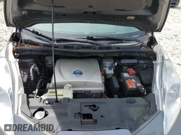 2015 Nissan LEAF S with VIN 1N4AZ0CP7FC330279, listed as a Copart auction lot 51583175 with 62,617 mi miles and Salvage Title. Bid and sale history available at DreamBid. Image 12.