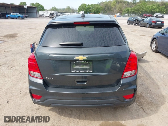 2019 Chevrolet Trax LS with VIN 3GNCJKSB4KL178849, listed as a IAAI auction lot 42006284 with 31,205 mi miles. Bid and sale history available at carsss.com. Image 16.