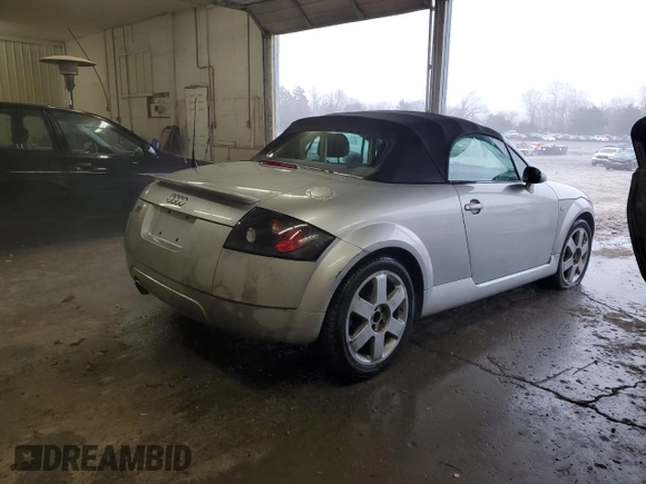 2002 Audi TT with VIN TRUTC28N621027450, listed as a Copart auction lot 42554585 with 111,027 mi miles and Salvage Title. Bid and sale history available at carsss.com. Image 3.
