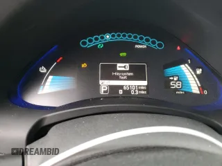 2015 Nissan LEAF SV with VIN 1N4AZ0CP3FC318436, listed as a Copart auction lot 70855893 with 65,101 mi miles. Bid and sale history available at carsss.com. Image 9.