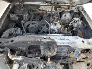 2002 Ford Explorer z VIN 1FMZU77F81UA77971, wystawiony jako Copart lot #58494644 z przebiegiem 156 594 mil mil oraz Szkoda całkowita • Salvage title. Historia ofert i sprzedaży dostępna na DreamBid. Obrazek 11.
