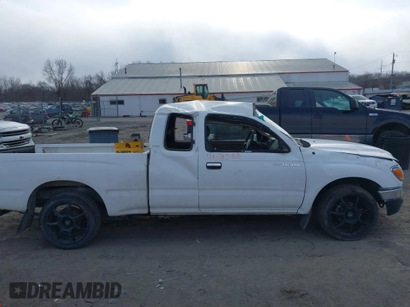 2002 Toyota Tacoma z VIN 5TEVL52N52Z079509, wystawiony jako IAAI lot #41371588 z przebiegiem 220 579 mil mil oraz . Historia ofert i sprzedaży dostępna na DreamBid. Obrazek 13.