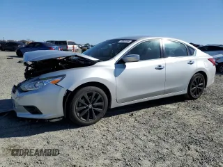 2017 Nissan Altima 2.5 SV with VIN 1N4AL3AP4HC270230, listed as a Copart auction lot 47052055 with 89,086 mi miles and Salvage Title. Bid and sale history available at carsss.com. Image 1.
