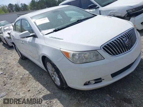 2013 Buick LaCrosse Premium 1 z VIN 1G4GF5E32DF268639, wystawiony jako IAAI lot #41934122 z przebiegiem 176 276 mil mil oraz . Historia ofert i sprzedaży dostępna na DreamBid. Obrazek 1.