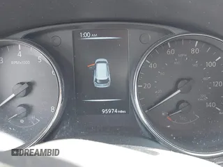 2017 Nissan Rogue SV z VIN 5N1AT2MV2HC820020, wystawiony jako IAAI lot #42071563 z przebiegiem 95 974 mil mil oraz . Historia ofert i sprzedaży dostępna na DreamBid. Obrazek 7.