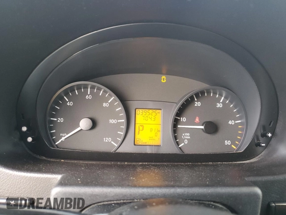 2018 Mercedes-Benz Sprinter with VIN 8BRPE7CD2JE159564, listed as a Copart auction lot 85987274 with 39,525 mi miles and Salvage Title. Bid and sale history available at DreamBid. Image 9.