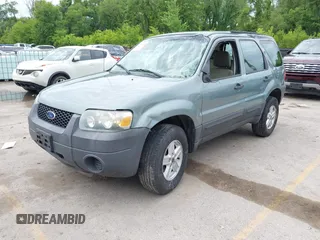 2007 Ford Escape XLS with VIN 1FMYU02Z07KB95871, listed as a IAAI auction lot 42329409 with 136,898 mi miles and . Bid and sale history available at DreamBid. Image 2.