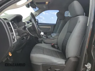 2019 Ram 1500 Big Horn z VIN 1C6RR7TT4KS695769, wystawiony jako Copart lot #43928175 z przebiegiem 85 304 mil mil oraz Szkoda całkowita • Salvage title. Historia ofert i sprzedaży dostępna na DreamBid. Obrazek 7.