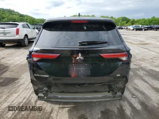 2023 Mitsubishi Outlander SE z VIN JA4J4UA87PZ011064, wystawiony jako Copart lot #56148365 z przebiegiem 28 144 mil mil oraz Szkoda całkowita • Salvage title. Historia ofert i sprzedaży dostępna na DreamBid. Obrazek 6.