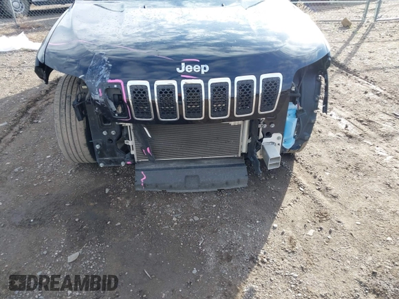 2019 Jeep Cherokee Latitude Plus with VIN 1C4PJMLB9KD245505, listed as a IAAI auction lot 42153262 with 103,248 mi miles and . Bid and sale history available at DreamBid. Image 6.