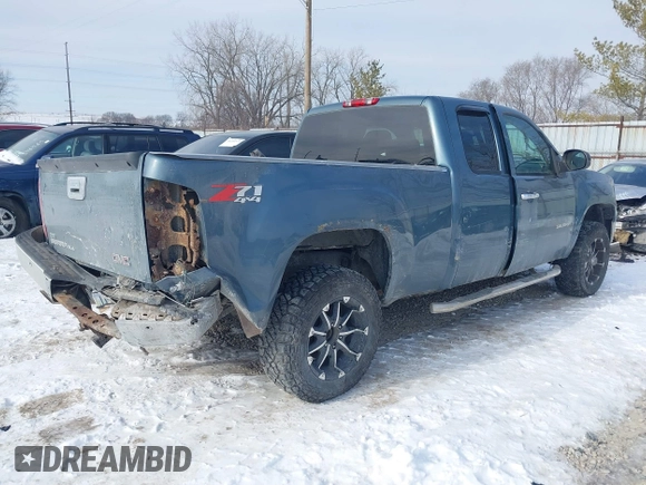2011 GMC Sierra 1500 with VIN 1GTR2VE31BZ302820, listed as a IAAI auction lot 41320623 with 207,772 mi miles and . Bid and sale history available at DreamBid. Image 4.