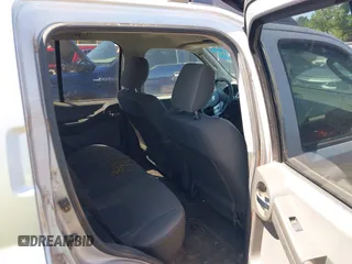 2010 Nissan Xterra S z VIN 5N1AN0NW7AC512384, wystawiony jako IAAI lot #42317041 z przebiegiem 143 994 mil mil oraz . Historia ofert i sprzedaży dostępna na DreamBid. Obrazek 8.