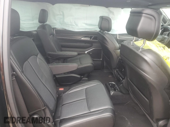 2024 Jeep Wagoneer Series II with VIN 1C4SJVBP2RS118534, listed as a Copart auction lot 85228864 with 13,695 mi miles and Salvage title. Bid and sale history available at DreamBid. Image 11.