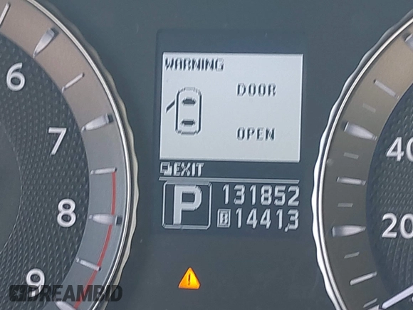 2012 Infiniti M with VIN JN1BY1AR4CM396129, listed as a IAAI auction lot 42555601 with 131,852 mi miles and . Bid and sale history available at DreamBid. Image 15.