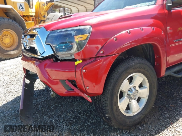 2014 Toyota Tacoma with VIN 5TFLU4EN4EX095917, listed as a IAAI auction lot 41820691 with 59,823 mi miles and . Bid and sale history available at DreamBid. Image 17.