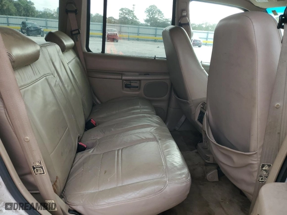 2000 Mercury Mountaineer Convenience with VIN 4M2ZU66EXYUJ20100, listed as a Copart auction lot 89242765 with 178,600 mi miles and Salvage Title. Bid and sale history available at carsss.com. Image 11.