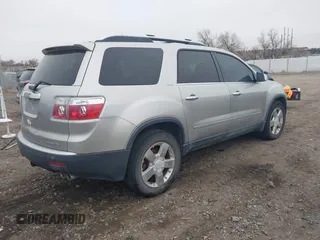 2007 GMC Acadia SLT with VIN 1GKEV337X7J173793, listed as a IAAI auction lot 41175636 with 212,005 mi miles. Bid and sale history available at carsss.com. Image 4.