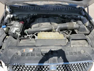 2018 Lincoln Navigator Select with VIN 5LMJJ3JT3JEL22480, listed as a Copart auction lot 51052065 with 96,120 mi miles and Salvage title. Bid and sale history available at DreamBid. Image 12.