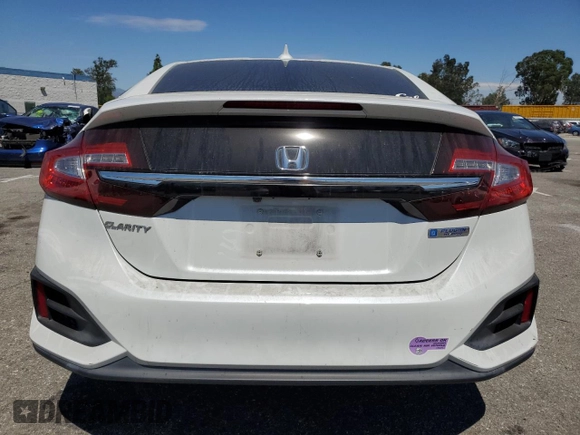 2019 Honda Clarity Plug-In Hybrid with VIN JHMZC5F18KC003210, listed as a Copart auction lot 68538854 with 104,229 mi miles and Salvage Title. Bid and sale history available at carsss.com. Image 6.