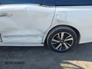 2020 Honda Odyssey Elite with VIN 5FNRL6H92LB014671, listed as a IAAI auction lot 42110389 with 104,180 mi miles and . Bid and sale history available at DreamBid. Image 6.