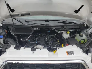 2025 Ford Transit Passenger XL z VIN 1FBAX2YG7SKA63962, wystawiony jako Copart lot #64595845 z przebiegiem 3 011 mil mil oraz Nie do naprawy • Non repairable. Historia ofert i sprzedaży dostępna na DreamBid. Obrazek 12.