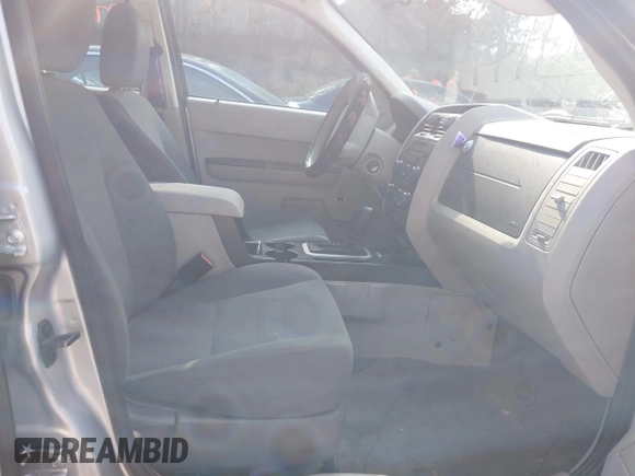 2012 Ford Escape XLS z VIN 1FMCU0C75CKB76265, wystawiony jako IAAI lot #42578815 z przebiegiem 97 423 mil mil oraz . Historia ofert i sprzedaży dostępna na DreamBid. Obrazek 5.