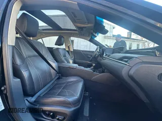 2019 Lexus ES 350 with VIN JTHBZ1B16K2003291, listed as a Copart auction lot 51746915 with 37,347 mi miles and Clean Title. Bid and sale history available at DreamBid. Image 12.