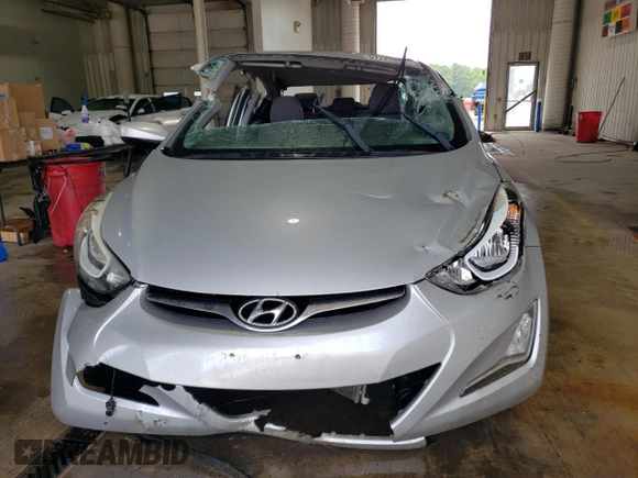 2014 Hyundai Elantra SE z VIN KMHDH4AE5EU164707, wystawiony jako Copart lot #57222345 z przebiegiem Nie podano mil oraz Szkoda całkowita • Salvage title. Historia ofert i sprzedaży dostępna na DreamBid. Obrazek 5.