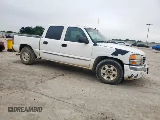 2006 GMC Sierra 1500 SLE1 z VIN 2GTEC13T561146383, wystawiony jako Copart lot #59738675 z przebiegiem 268 109 mil mil oraz Czysty tytuł • Clean title. Historia ofert i sprzedaży dostępna na DreamBid. Obrazek 4.