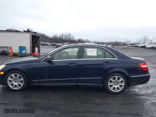 2013 Mercedes-Benz E-Class E 350 Luxury with VIN WDDHF8JB2DA726819, listed as a IAAI auction lot 41545234 with 139,794 mi miles. Bid and sale history available at carsss.com. Image 14.