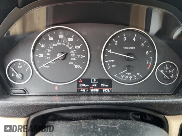 2013 BMW 3 Series 328i with VIN WBA3A5C58DF355822, listed as a Copart auction lot 45923815 with 98,109 mi miles and Salvage Title. Bid and sale history available at carsss.com. Image 9.