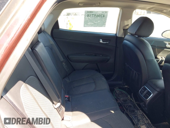 2019 Kia Optima EX with VIN 5XXGU4L12KG292041, listed as a IAAI auction lot 42065738 with 74,222 mi miles and . Bid and sale history available at carsss.com. Image 8.