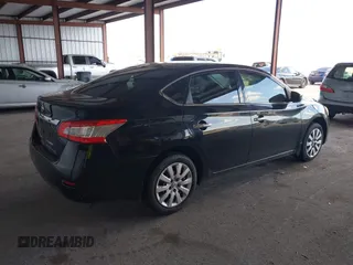 2015 Nissan Sentra SV z VIN 3N1AB7AP1FY252599, wystawiony jako IAAI lot #42521749 z przebiegiem 103 238 mil mil oraz . Historia ofert i sprzedaży dostępna na DreamBid. Obrazek 4.