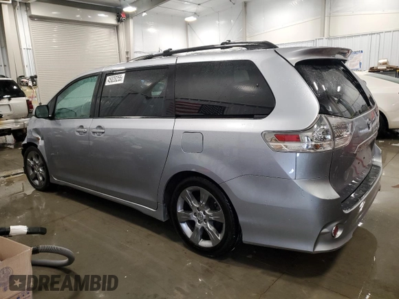 2012 Toyota Sienna SE with VIN 5TDXK3DC3CS180574, listed as a Copart auction lot 45020255 with 240,341 mi miles and Clean Title. Bid and sale history available at carsss.com. Image 2.