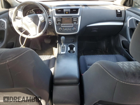 2017 Nissan Altima SV z VIN 1N4AL3AP9HC280669, wystawiony jako Copart lot #57898415 z przebiegiem 138 034 mil mil oraz Szkoda całkowita • Salvage title. Historia ofert i sprzedaży dostępna na DreamBid. Obrazek 8.