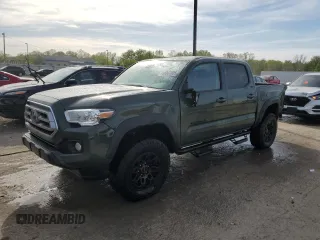 2021 Toyota Tacoma SR5 z VIN 5TFAZ5CN5MX102714, wystawiony jako Copart lot #54047005 z przebiegiem 45 474 mil mil oraz Szkoda całkowita • Salvage title. Historia ofert i sprzedaży dostępna na DreamBid. Obrazek 1.