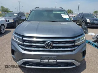 2022 Volkswagen Atlas SE with VIN 1V2WR2CA1NC514072, listed as a IAAI auction lot 42071153 with 53,879 mi miles and . Bid and sale history available at DreamBid. Image 6.