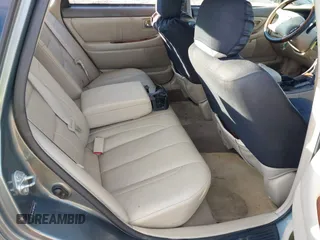 2004 Toyota Avalon XL with VIN 4T1BF28B44U375103, listed as a IAAI auction lot 41903924 with 329,027 mi miles and . Bid and sale history available at carsss.com. Image 8.