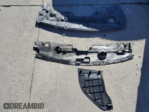 2014 Nissan Pathfinder S z VIN 5N1AR2MM0EC600263, wystawiony jako Copart lot #87225684 z przebiegiem 149 848 mil mil oraz Szkoda całkowita • Salvage title. Historia ofert i sprzedaży dostępna na DreamBid. Obrazek 13.